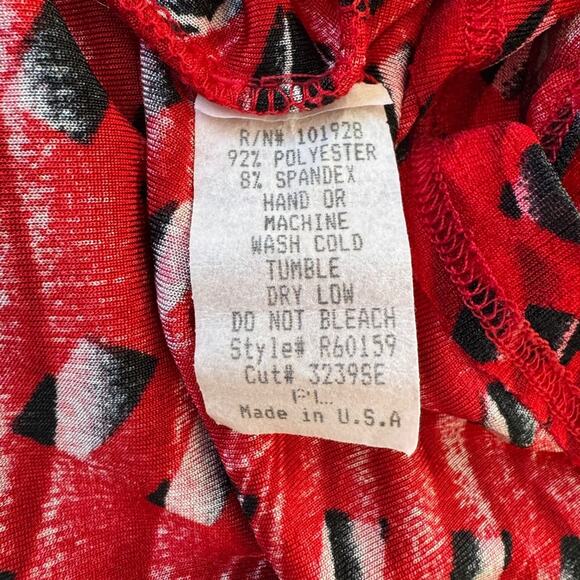 Vintage Y2K Susan Lawrence Red Abstract Print Lightweight Sleeveless Blouse - Picture 6 of 6